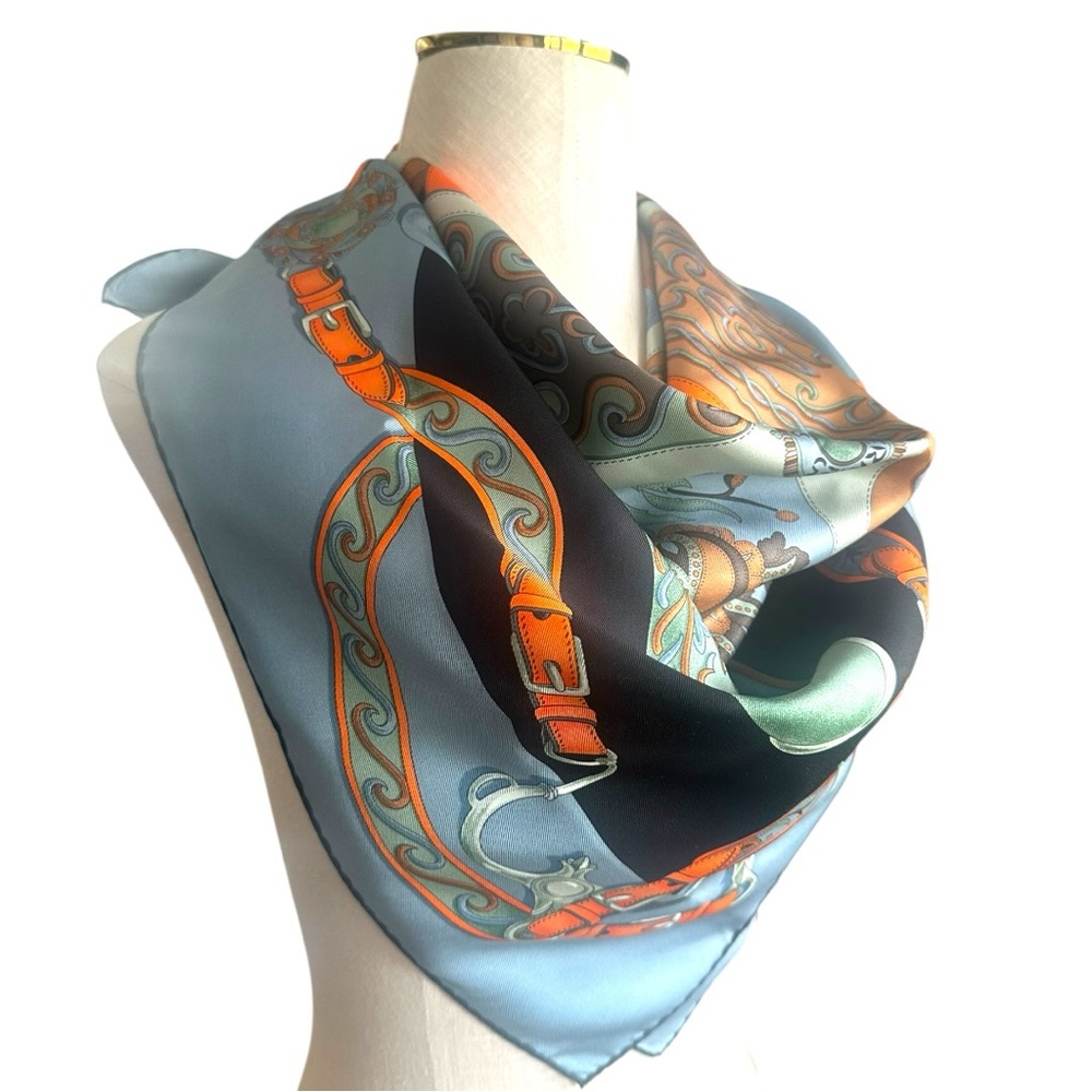 Hermès Festival des Amazones Silk Scarf 90 Blue Orange w/ Box & Knotting Cards - Picture 7 of 16